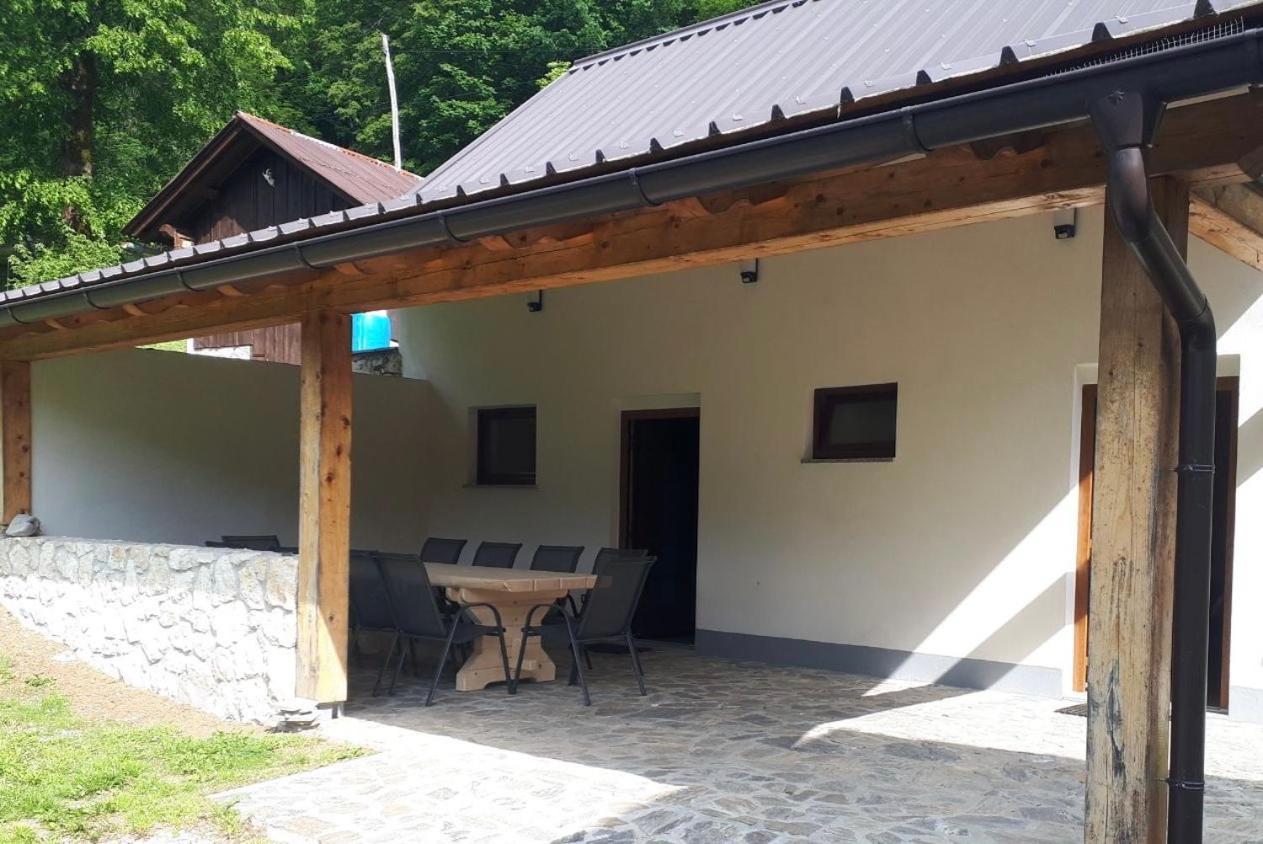 Posestvo Tmzek Villa Bovec Eksteriør bilde